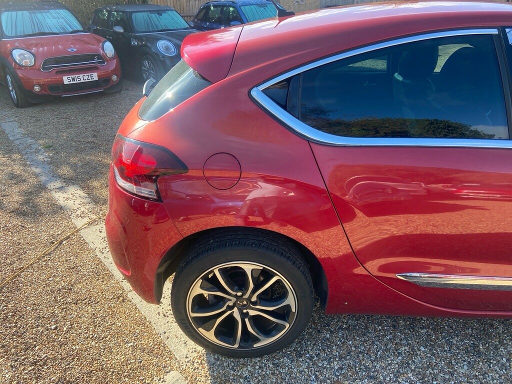 DS DS 4 Hatchback Orange #41