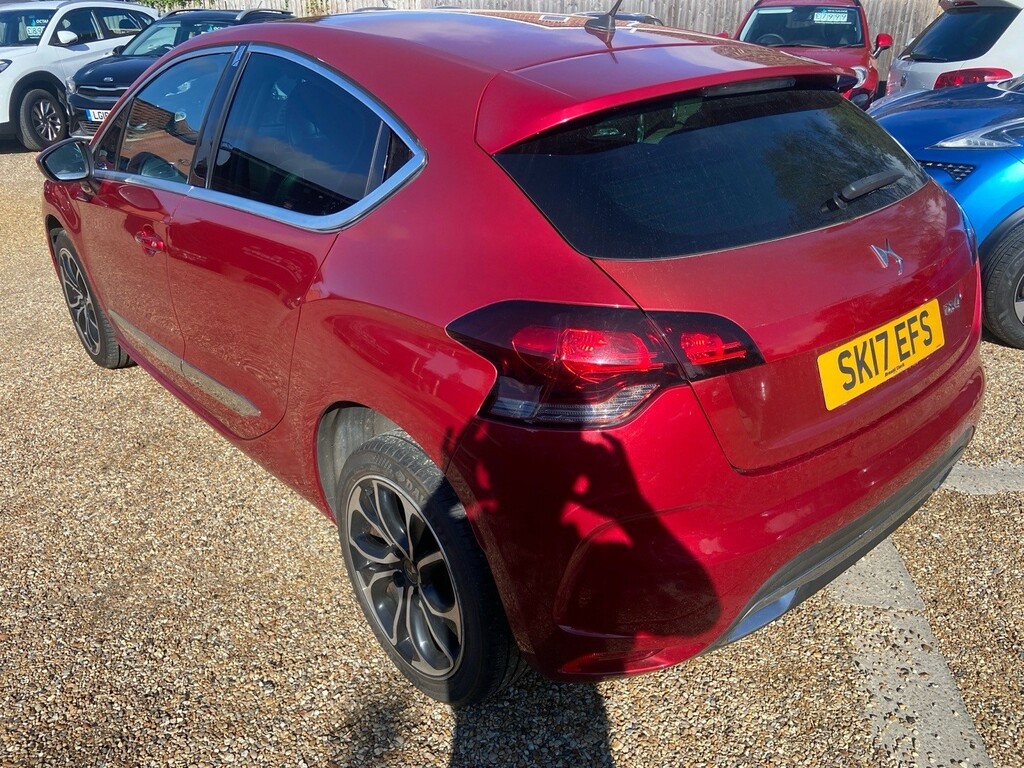 DS DS 4 Hatchback Orange #38