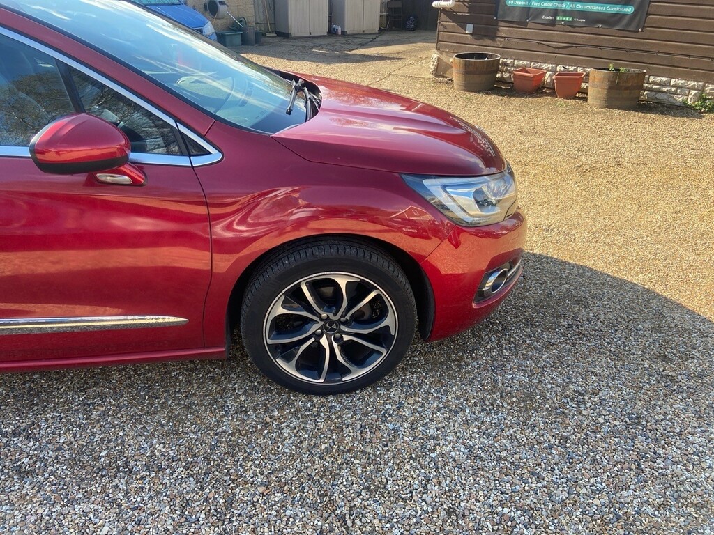 DS DS 4 Hatchback Orange #42