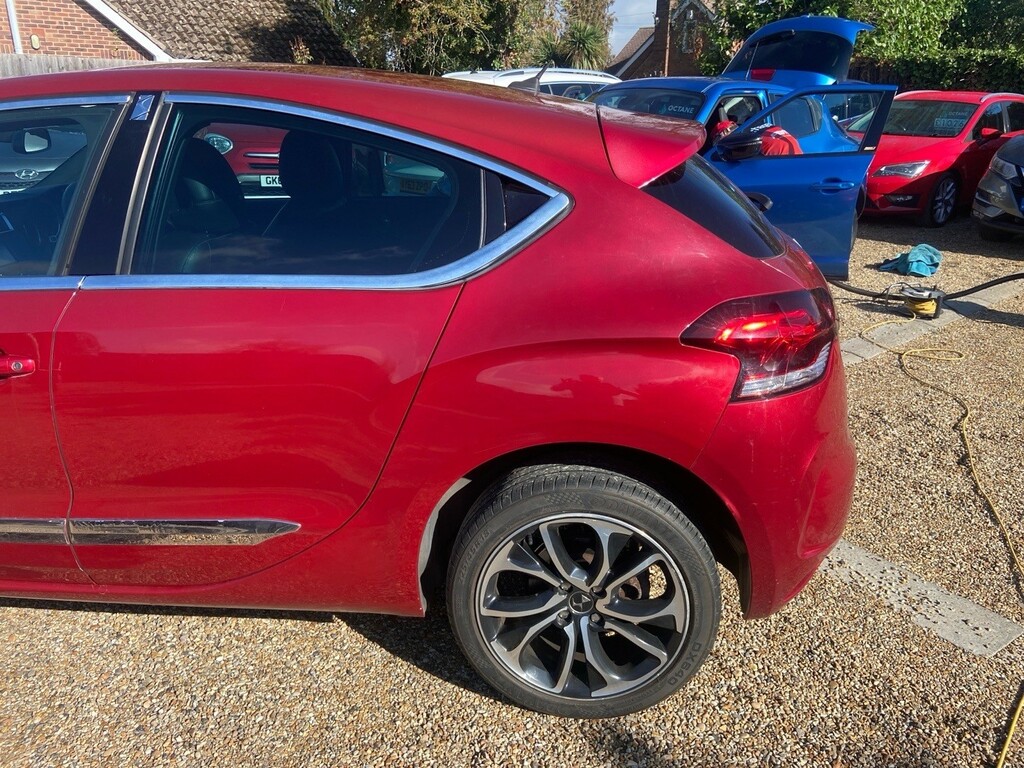 DS DS 4 Hatchback Orange #37