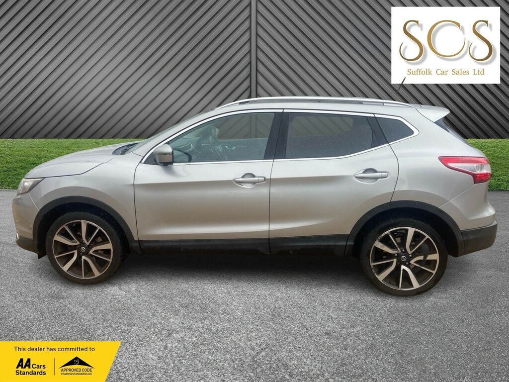 Nissan Qashqai 1.2 Dig-t Tekna Silver #4