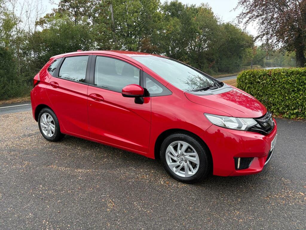 Honda Jazz Hatchback 1.3 I-vtec Se Cvt Euro 6 Ss 2016 Red