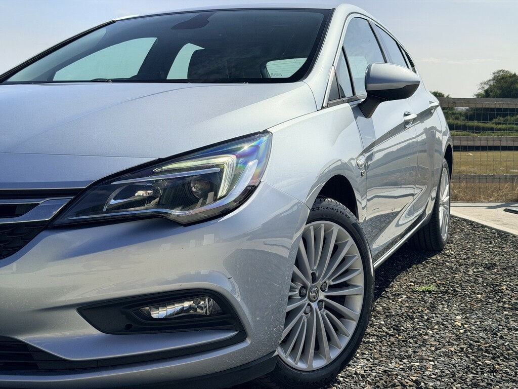 Vauxhall Astra 1.6 Cdti Ecoflex Elite Nav 2017 DX67PVZ Silver #2