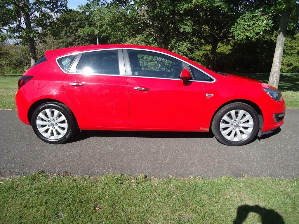 Vauxhall Astra 2.0 Cdti Elite Euro 5 PO13YAJ Red #4