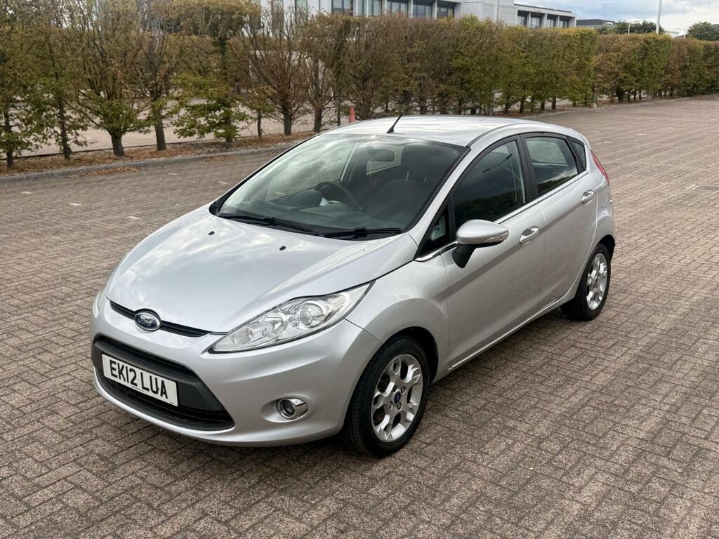 Ford Fiesta 1.25 Zetec 82 Silver #36