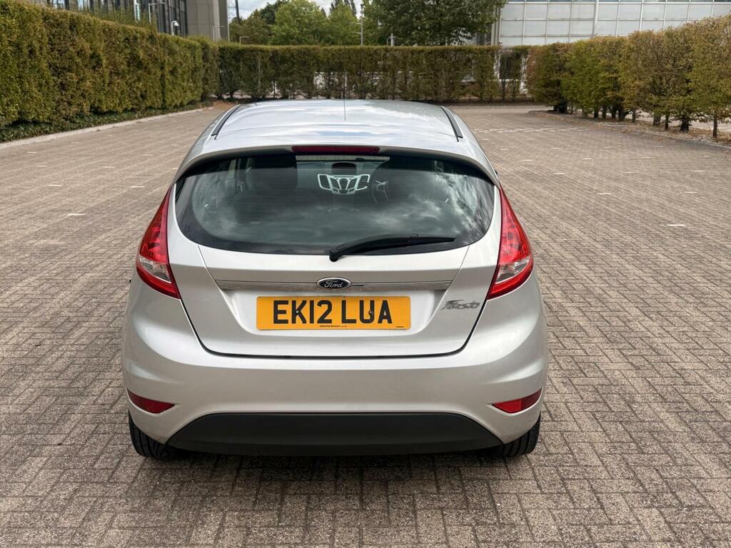 Ford Fiesta 1.25 Zetec 82 Silver #7