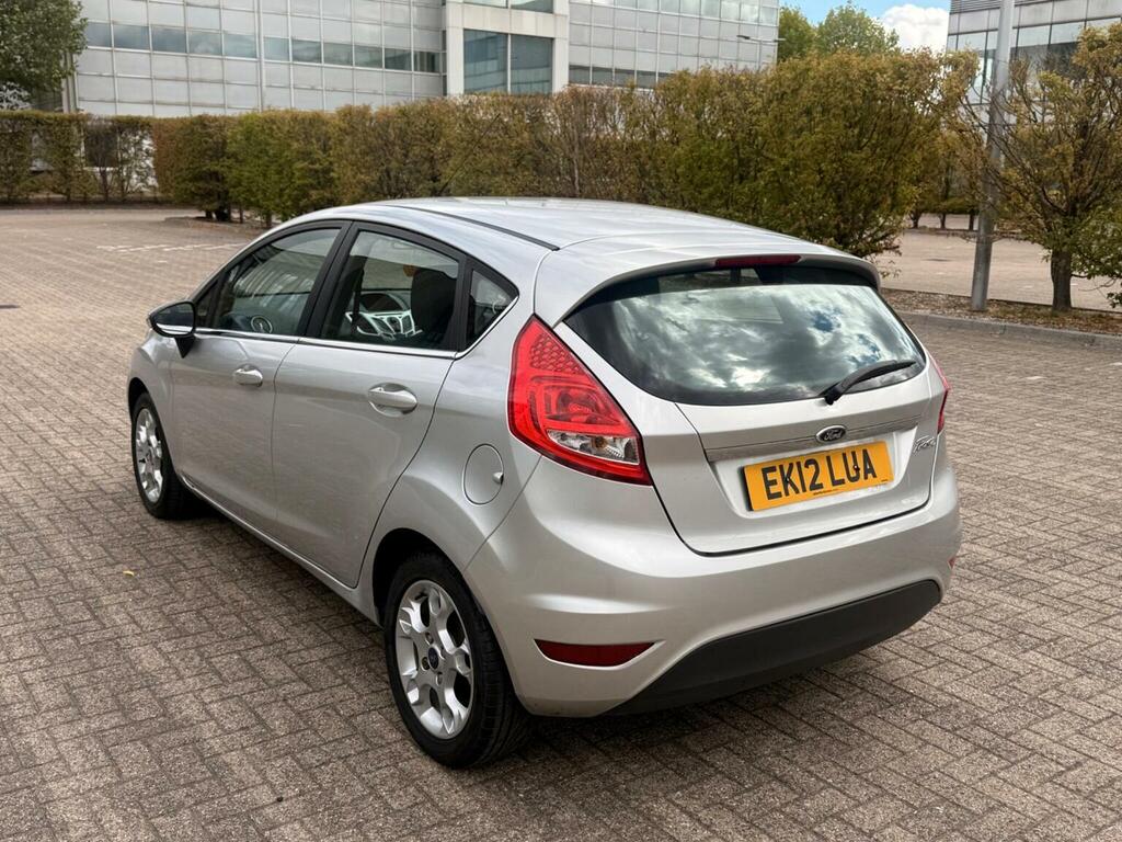 Ford Fiesta 1.25 Zetec 82 Silver #6