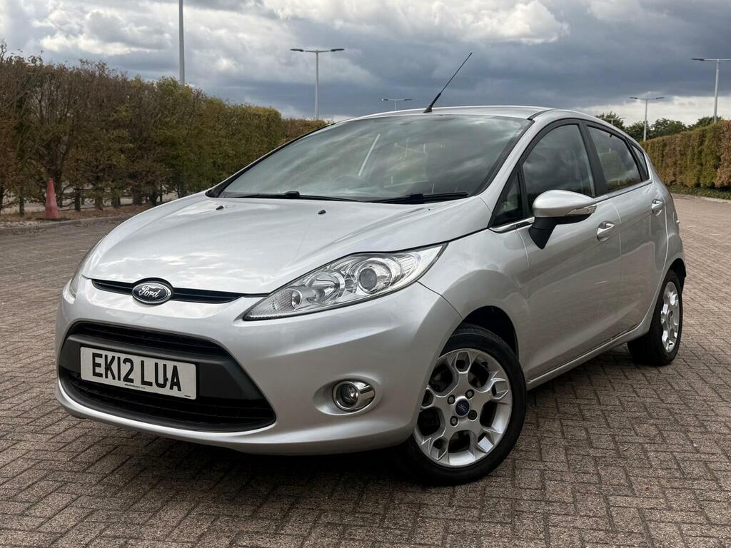 Ford Fiesta 1.25 Zetec 82 Silver #2