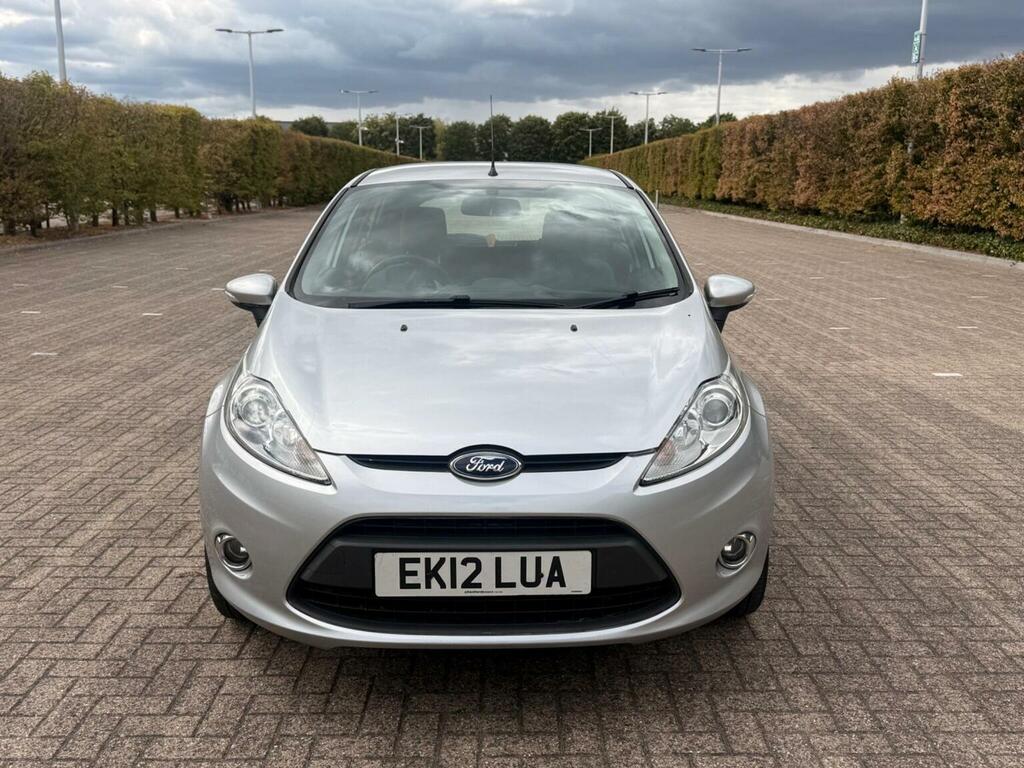 Ford Fiesta 1.25 Zetec 82 Silver #4