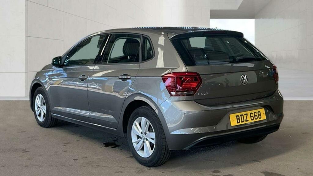 Volkswagen Polo Se Grey #3