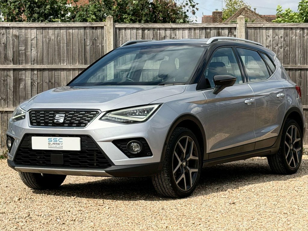 Seat Arona 1L Xcellence Lux YH68HTL Silver #2