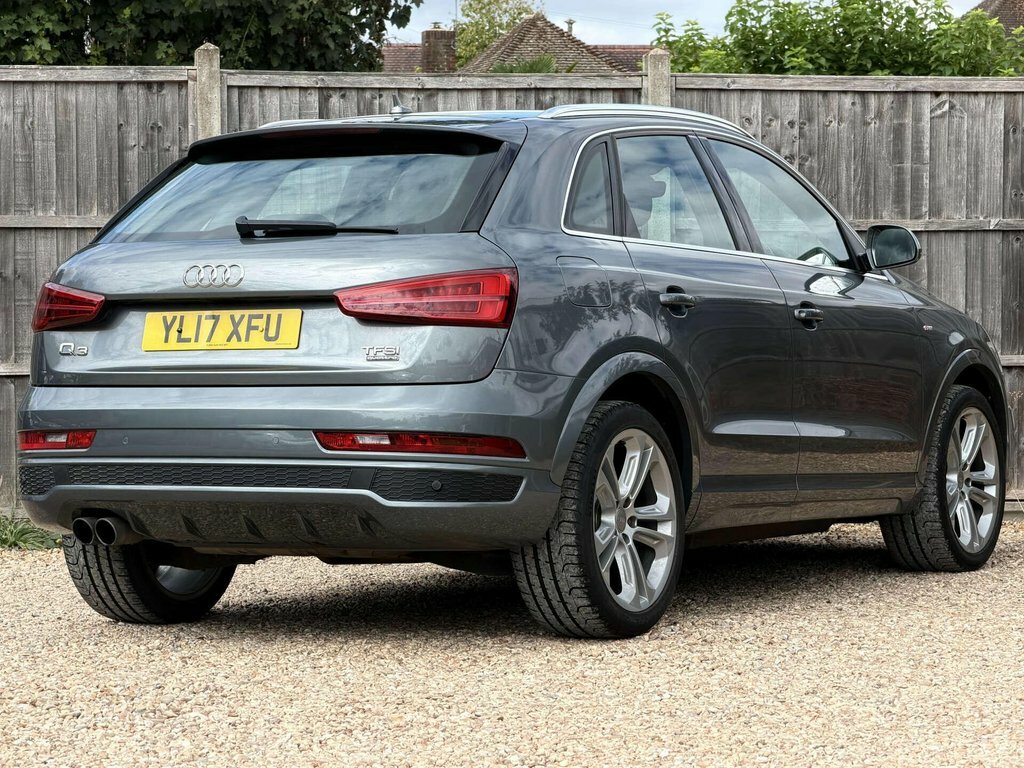 Audi Q3 2L S Line Edition YL17XFU Grey #3