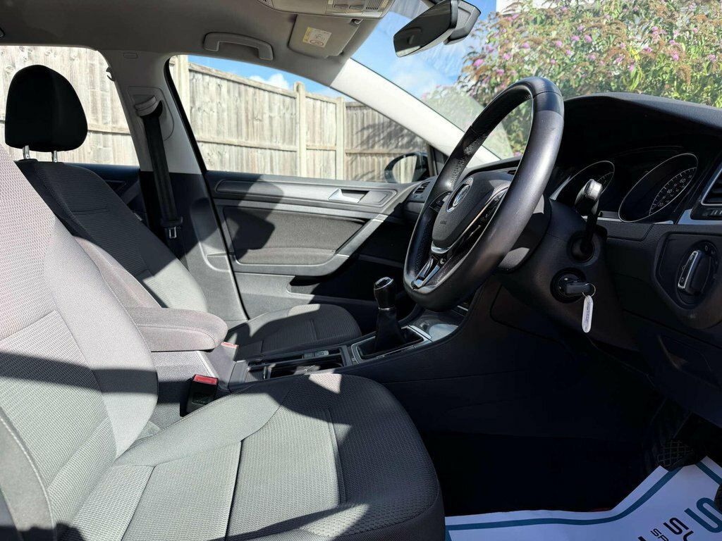 Volkswagen Golf 1.4L Se Nav Black #5