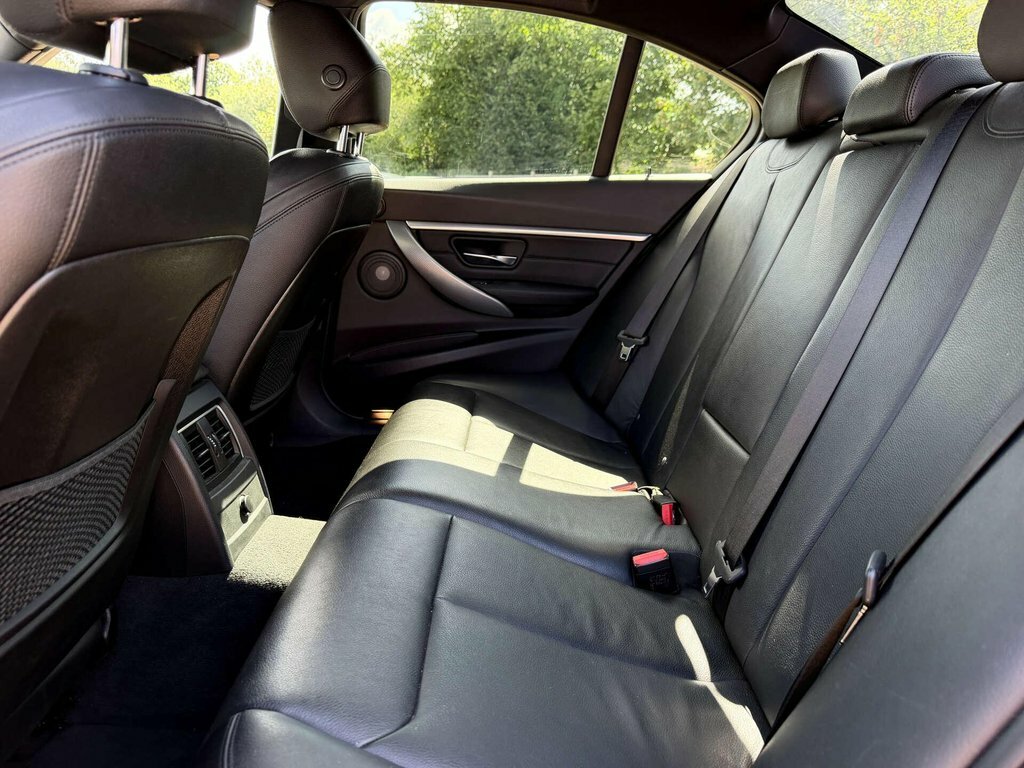 BMW 3 Series 320D Efficientdynamics Plus Black #31