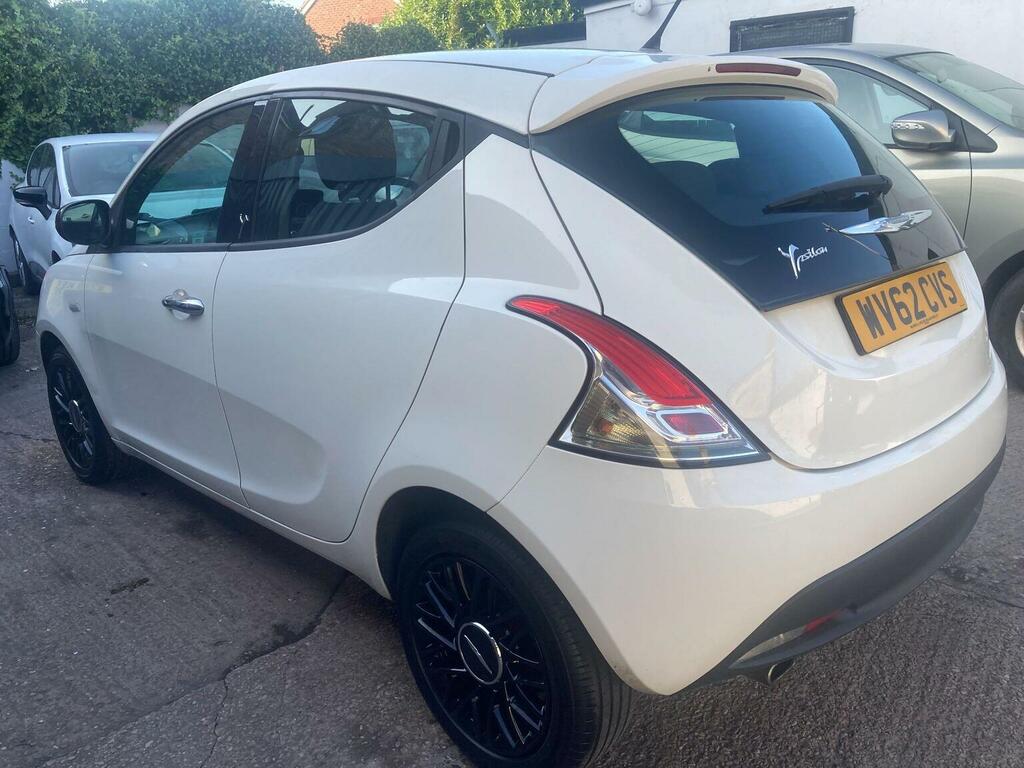 Chrysler Ypsilon 1.2 Se Euro 5 Ss WV62CVS White #4