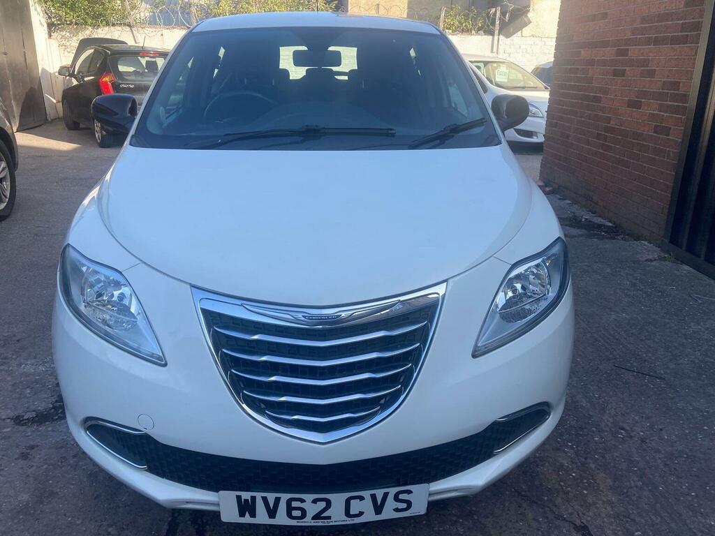 Chrysler Ypsilon 1.2 Se Euro 5 Ss WV62CVS White #2