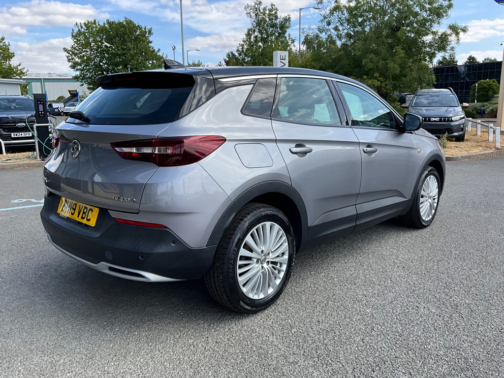 Vauxhall Grandland X 1.5 Turbo D Blueinjection Sport Nav Suv  #4