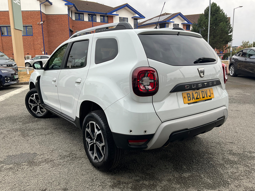 Dacia Duster 1.3 Tce Prestige Suv BA21DVJ White #2