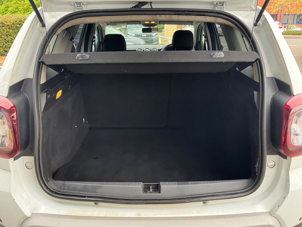 Dacia Duster 1.3 Tce Prestige Suv BA21DVJ White #6