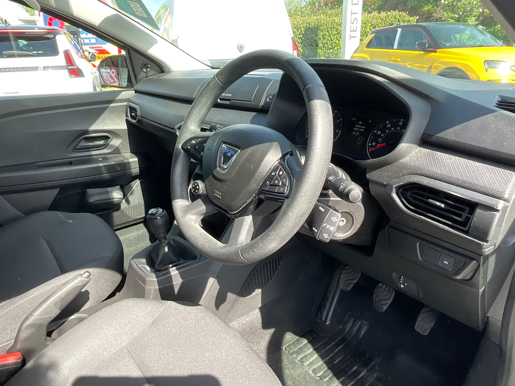 Dacia Sandero 1.0 Tce Comfort White #9