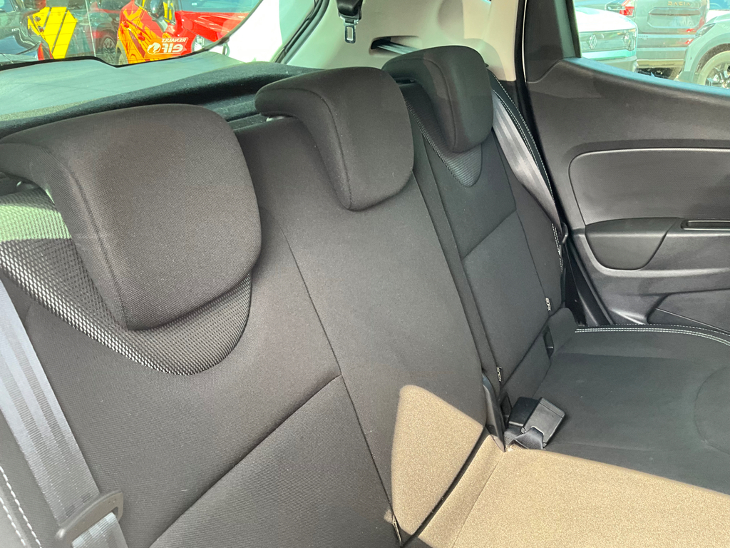 Renault Clio Hatchback Blue #20
