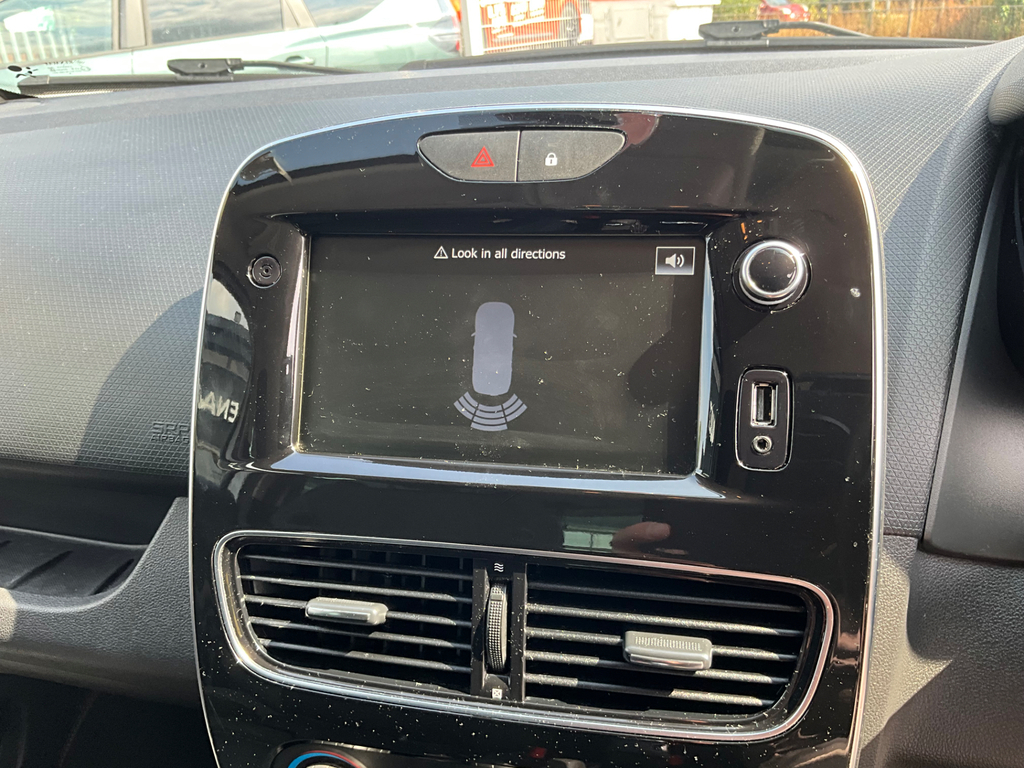 Renault Clio Hatchback Blue #13