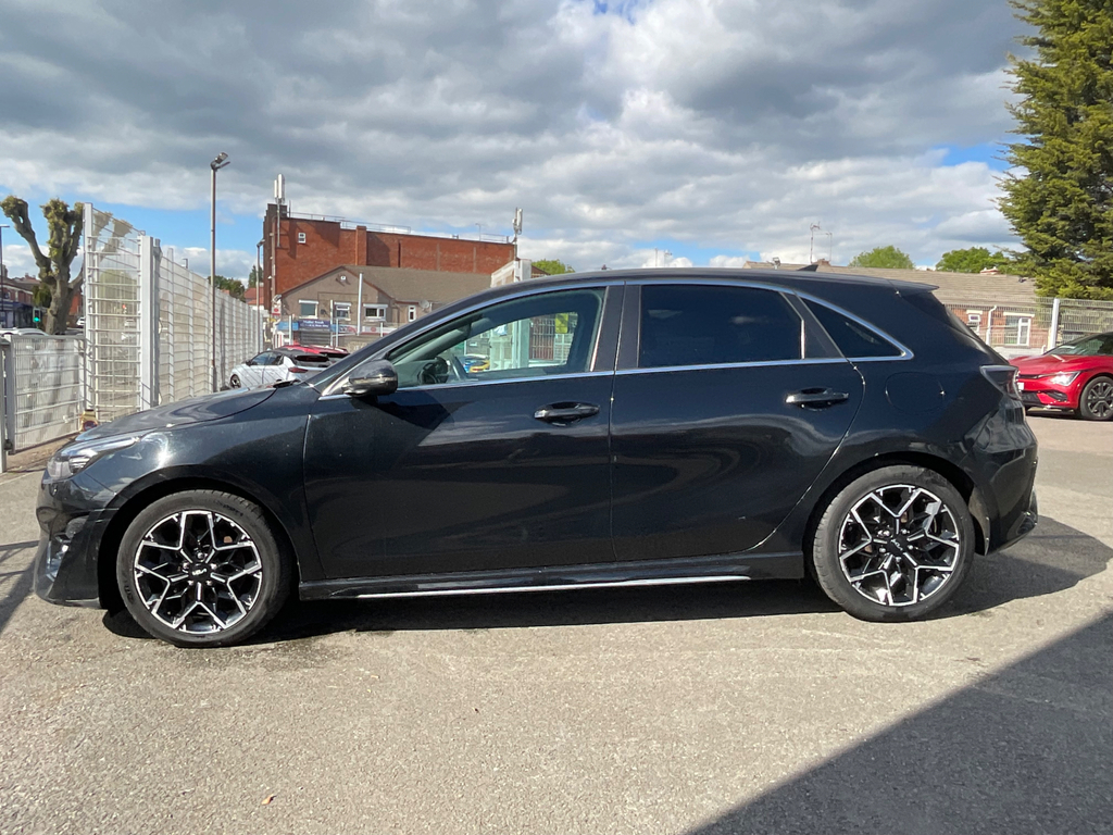 Kia Ceed 2 Red #7