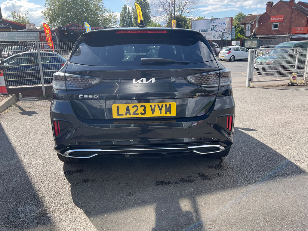 Kia Ceed 1.5 T Gdi Gt Line Hatchback  #6