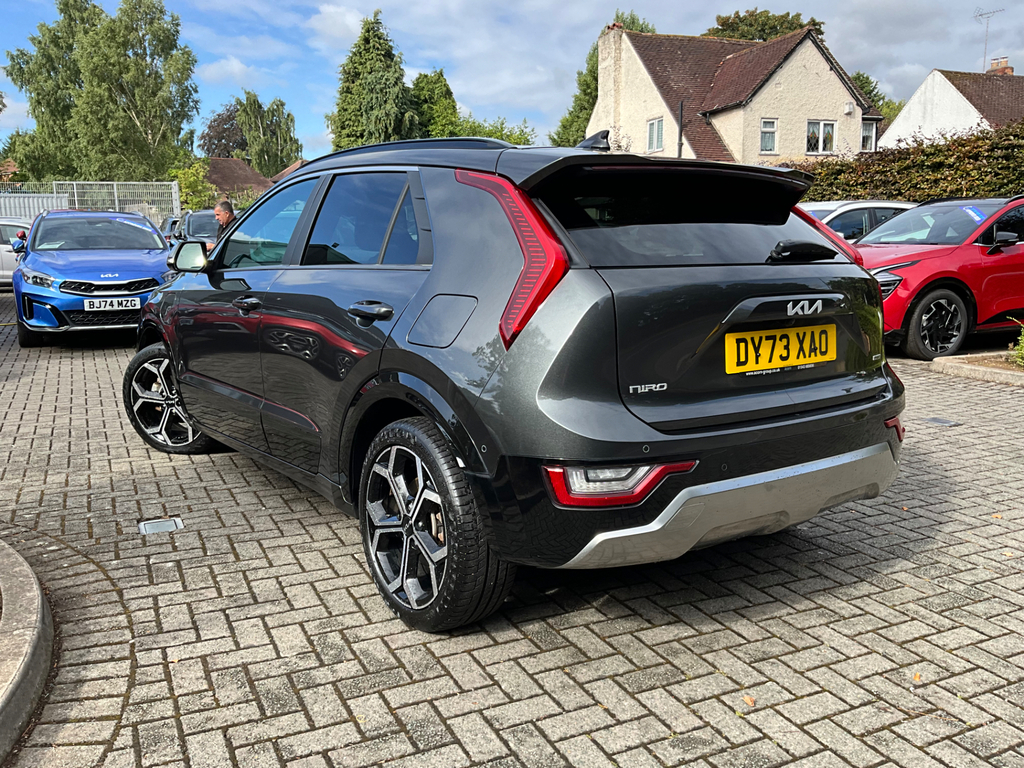 Kia Niro 1.6 Gdi 11.1Kwh 4 Suv Plug In Hybrid Dc #2