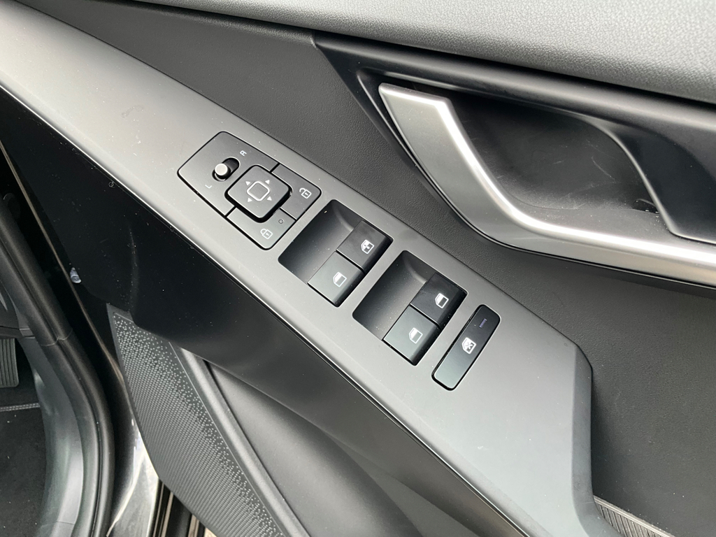 Kia e-Niro 4 Blue #22