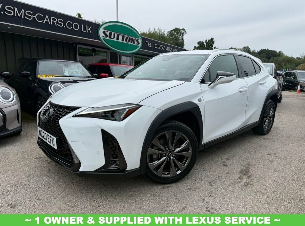 Lexus UX 2L F Sport Design White