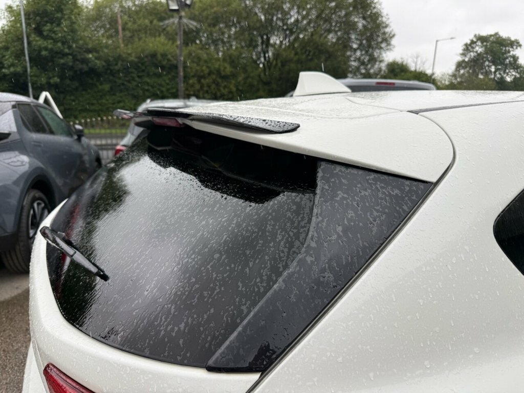 Subaru Impreza 1.6L Se White #5