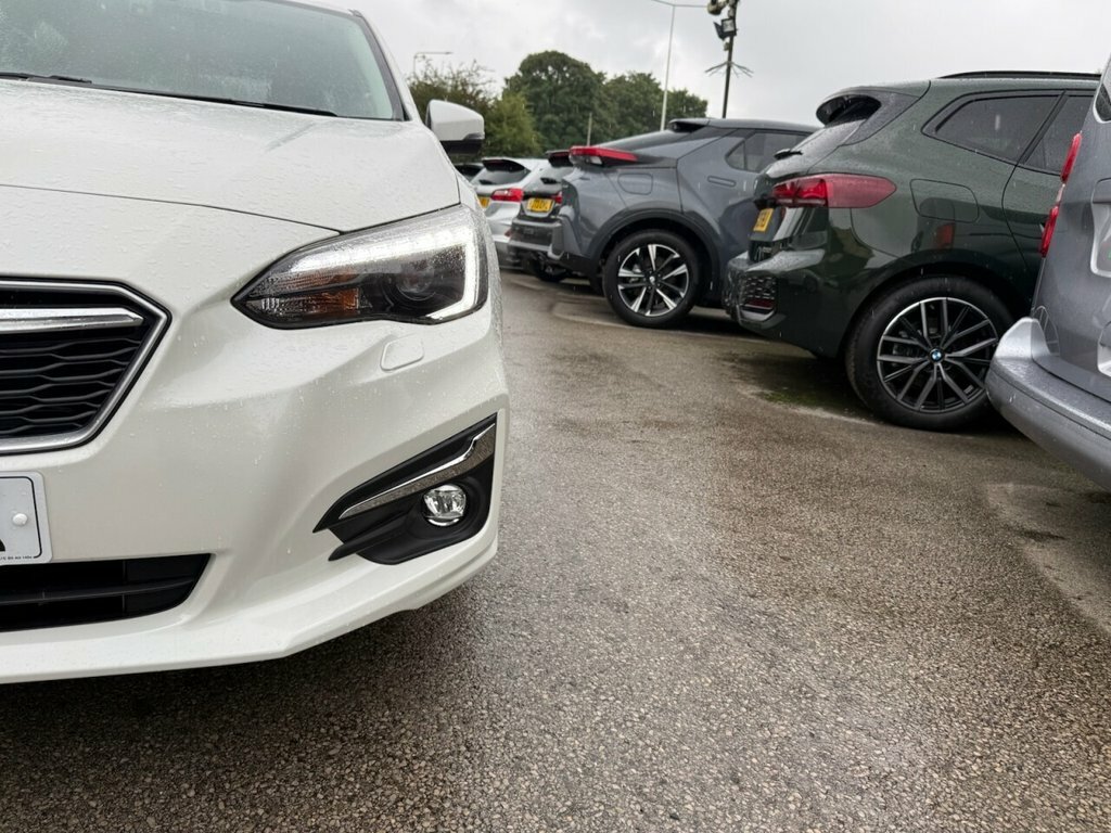 Subaru Impreza 1.6L Se White #4