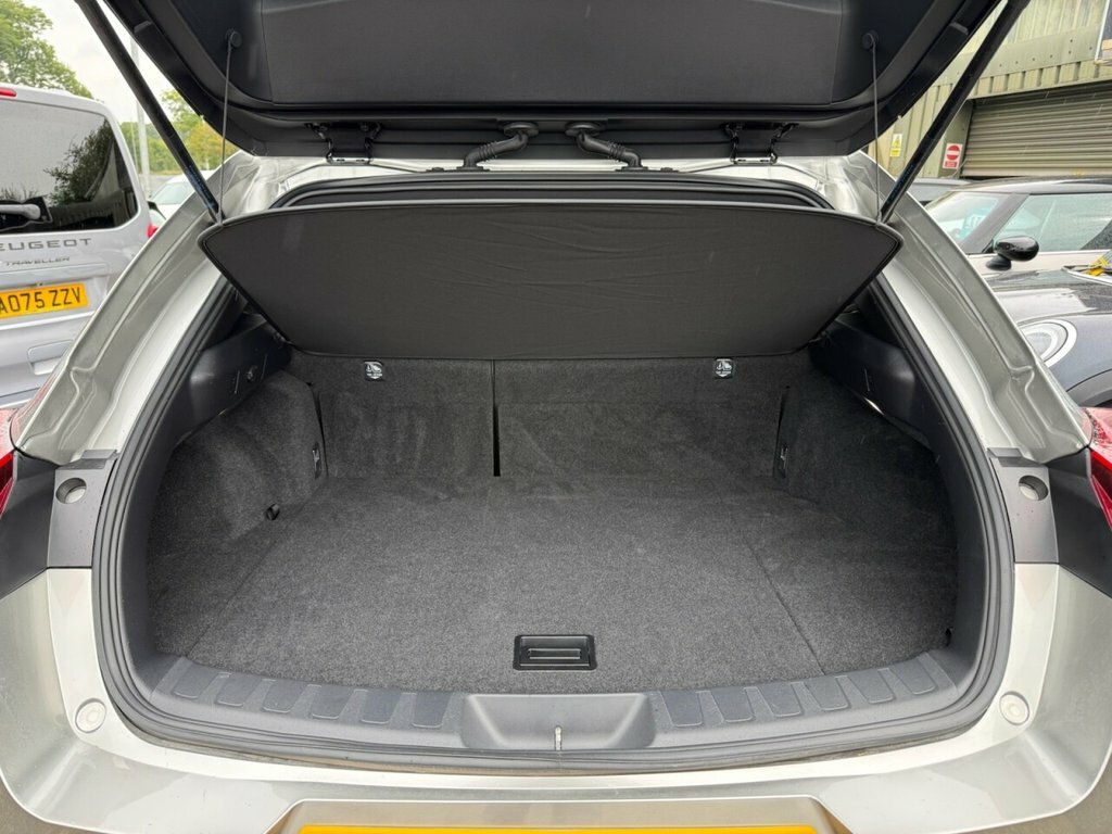 Lexus UX Automatic Blue #31