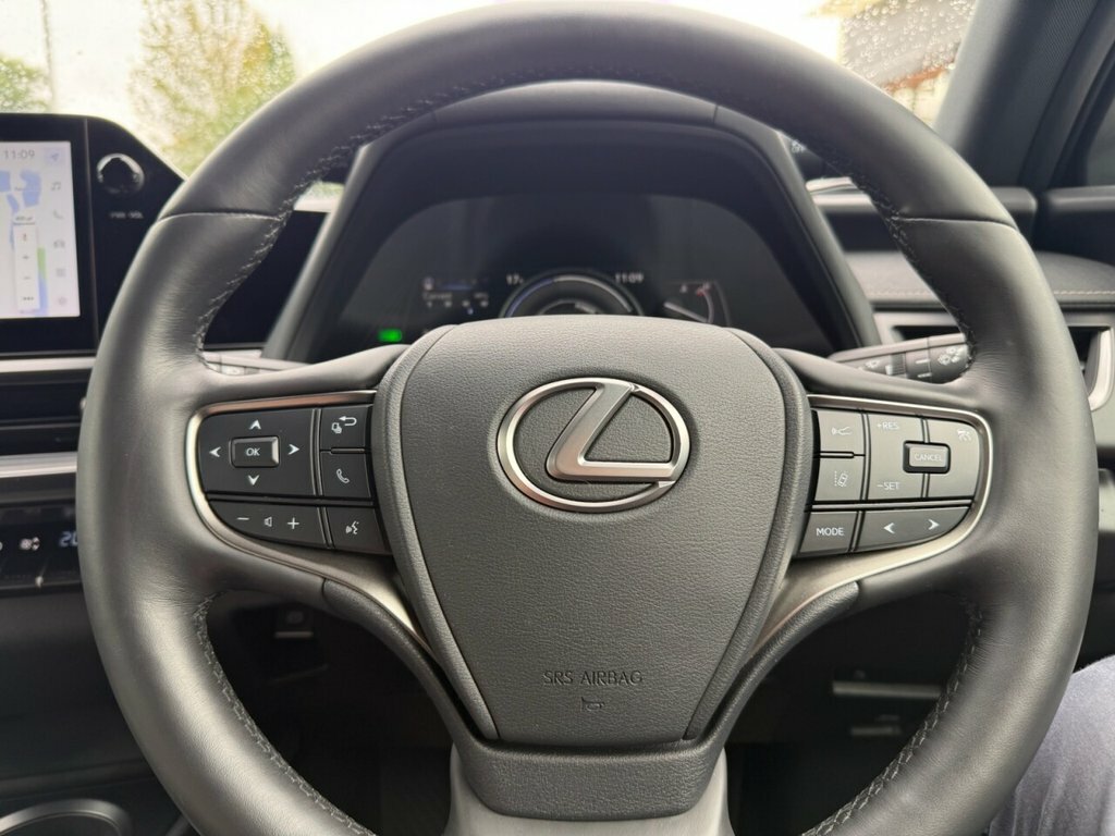 Lexus UX Automatic Blue #15