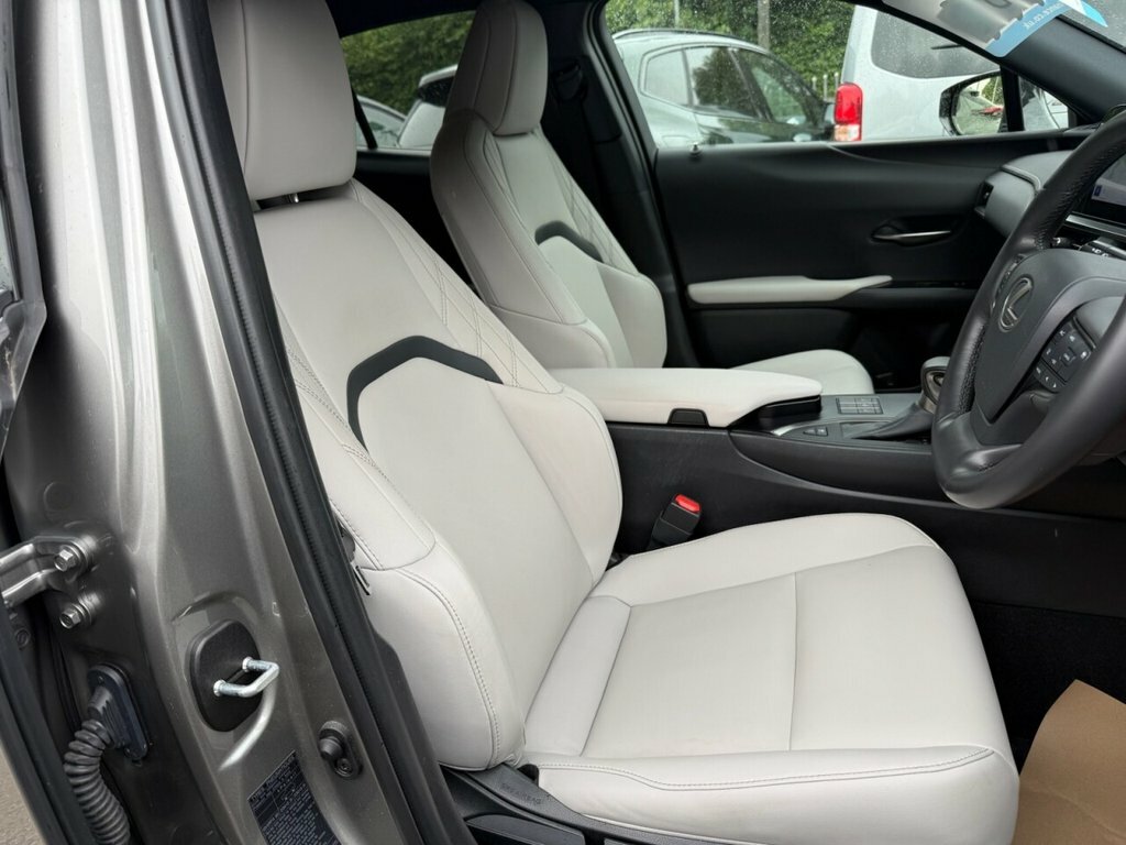 Lexus UX Automatic Blue #26