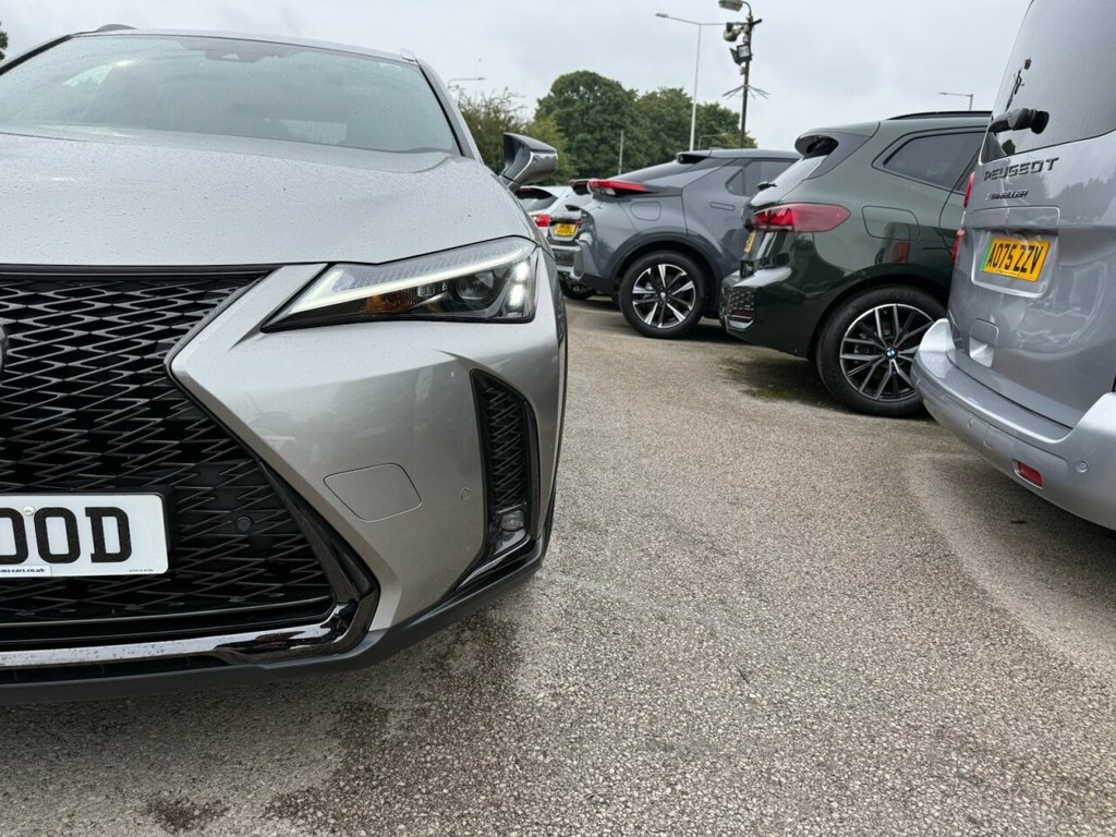 Lexus UX Automatic Blue #10