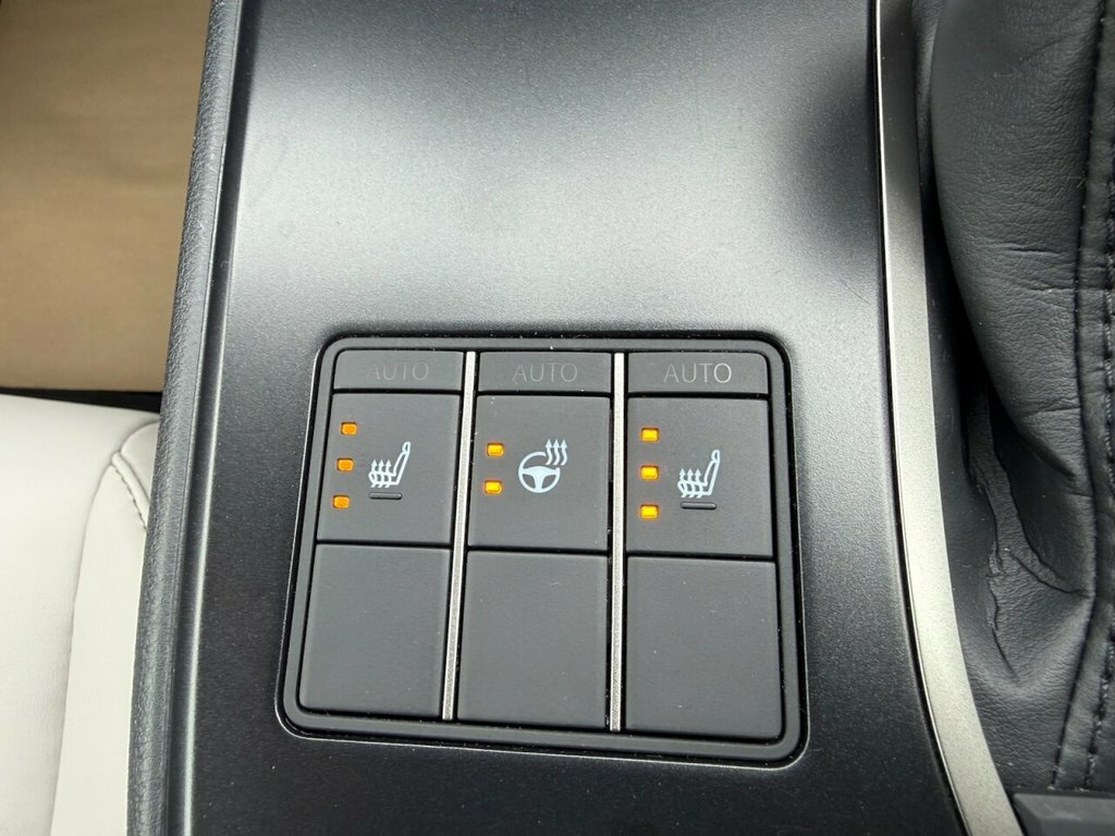 Lexus UX Automatic Blue #19