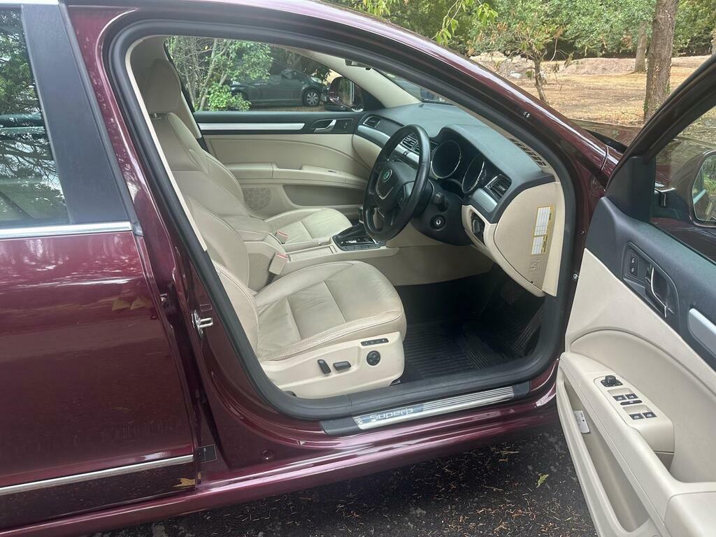Skoda Superb Hatchback Grey #14