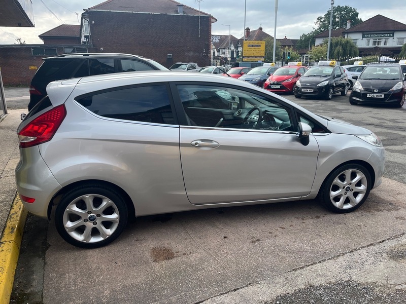 Ford Fiesta 1.25 Zetec Hatchback Silver #6