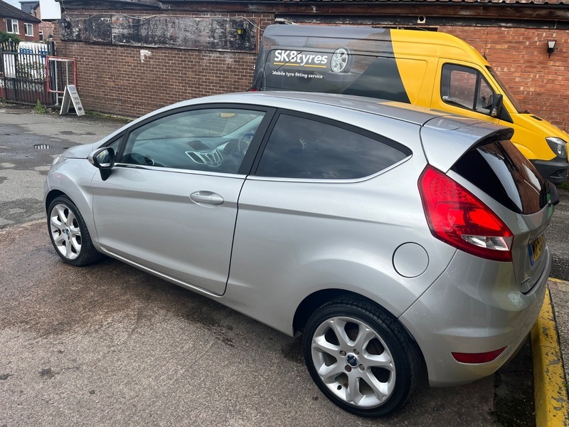 Ford Fiesta 1.25 Zetec Hatchback Silver #5