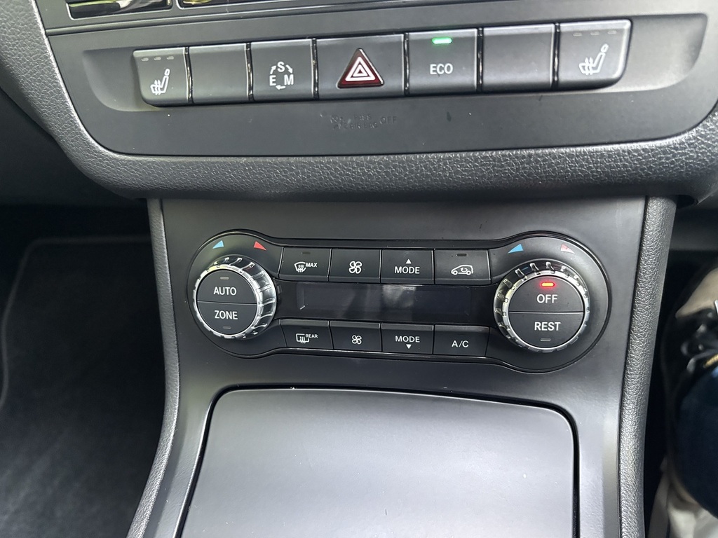 Mercedes-Benz B Class 1.5 B180 Cdi Blueefficiency Sport 109 Bhp Black #26