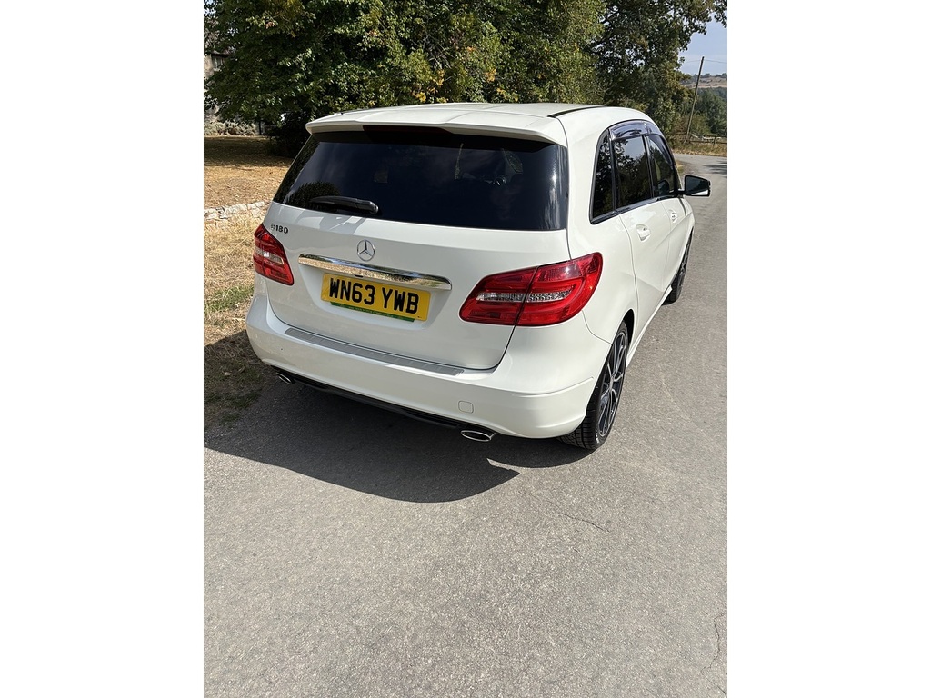 Mercedes-Benz B Class 1.5 B180 Cdi Blueefficiency Sport 109 Bhp Black #12