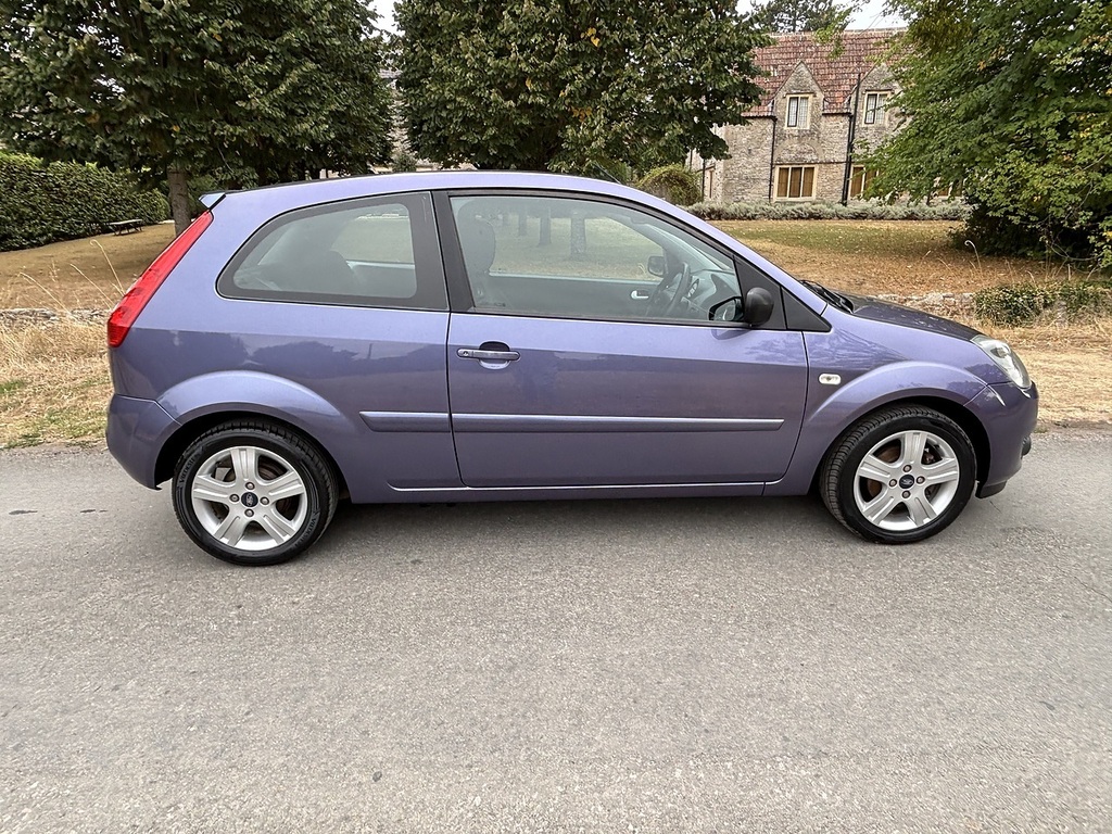 Ford Fiesta Zetec Climate U556578 Ulez WN08OBR Purple #5