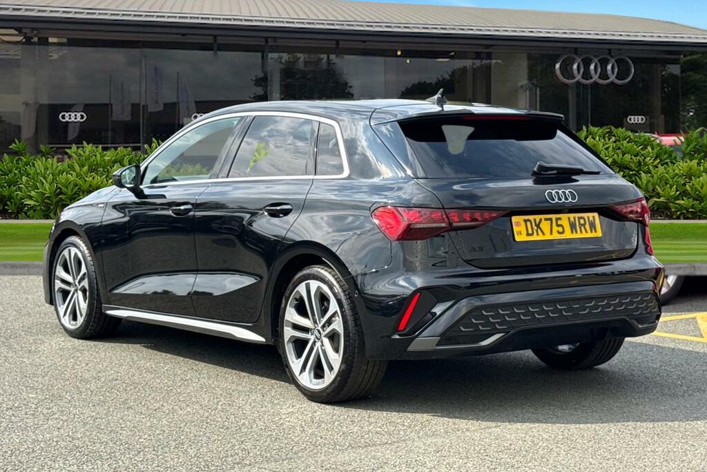 Audi A3 S Line Tfsi 116 Ps S Tronic DK75WRW Black #2