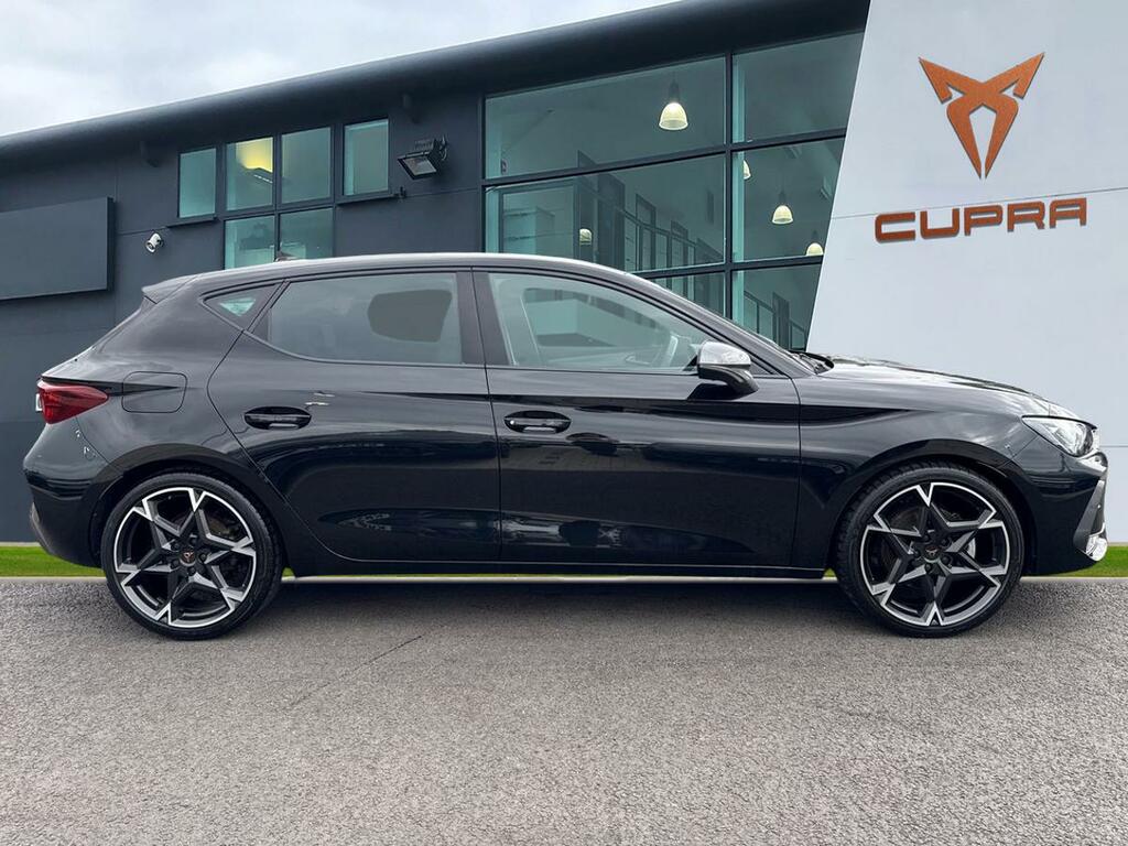 Cupra Leon 1.5 Tsi 150 V2 KT25EWA Black #3