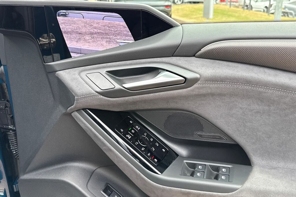 Audi A6 E-tron Avant 270Kw Performance 100Kwh Black Ed Tech Black #20