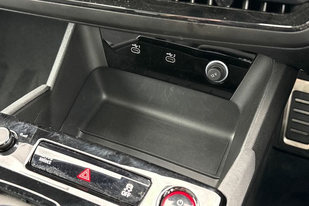 Audi A6 E-tron Avant 270Kw Performance 100Kwh Black Ed Tech Black #30