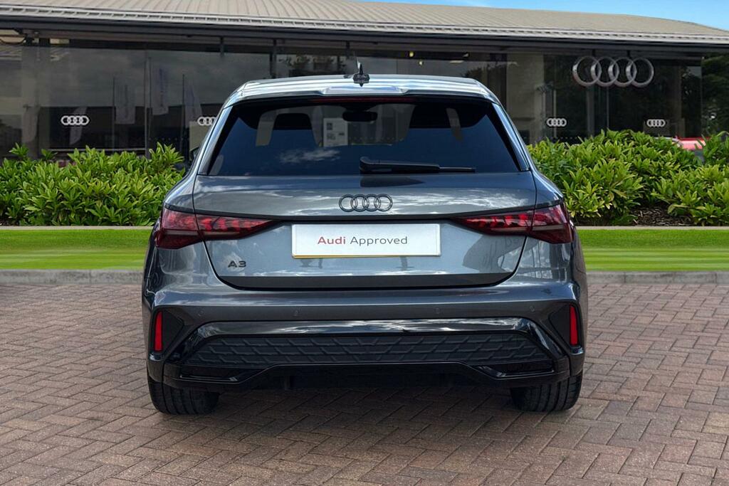 Audi A3 Black Edition 35 Tfsi 150 Ps S Tronic DC25VYY Grey #4
