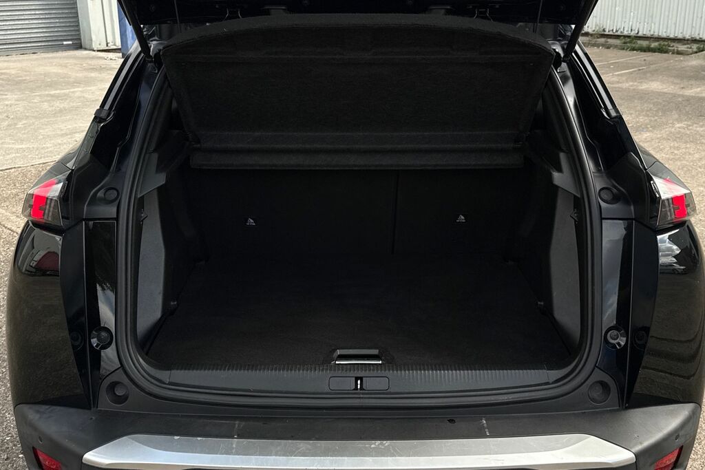 Peugeot e-2008 50Kwh Gt FSZ3684 Black #6